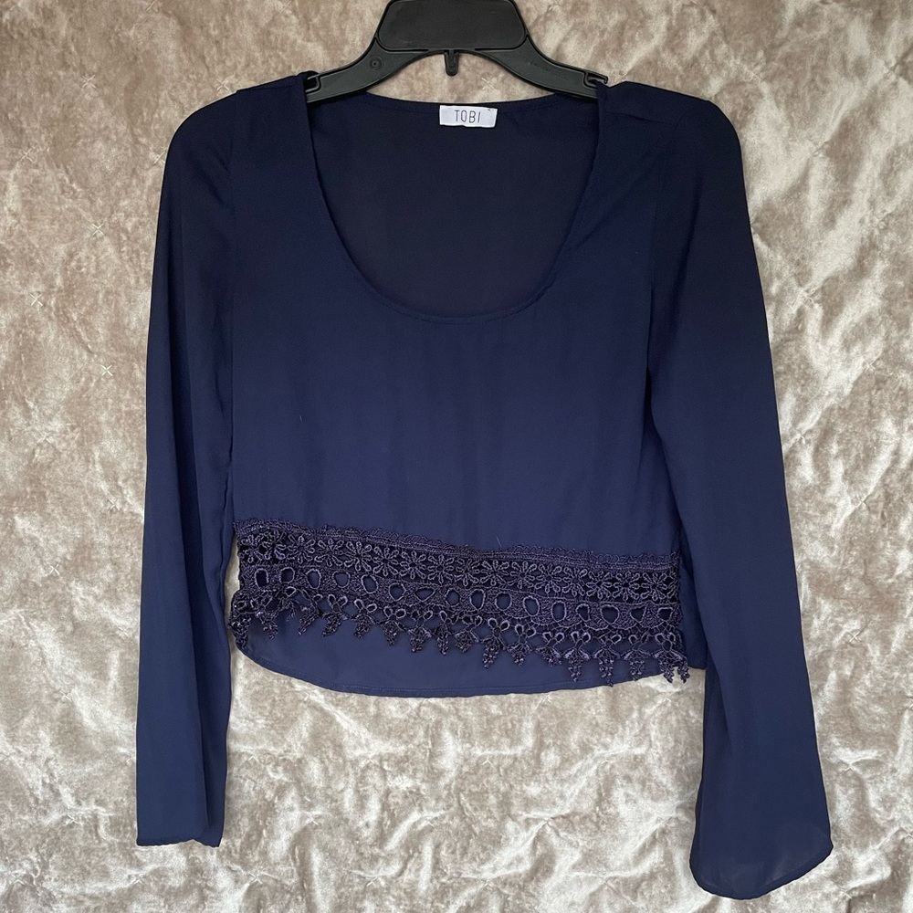 Tobi Long Sleeve Cropped Top